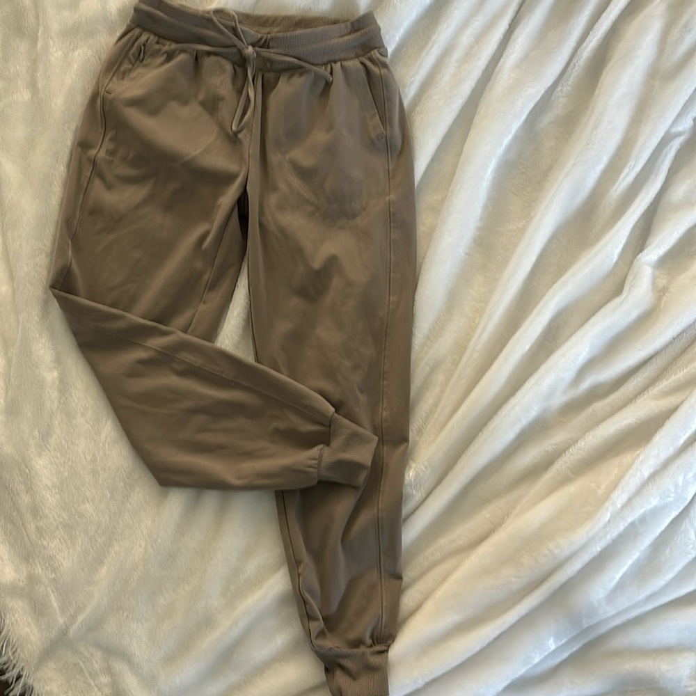 Woman’s Athletic pants